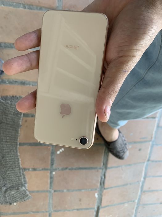 Iphone 8 64gb ideal telefon aybi ekran sal dog’ bor