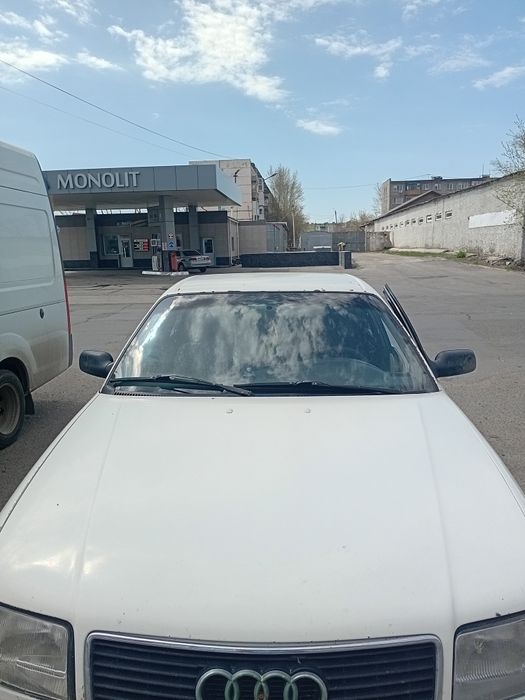 Продам авто ауди 100