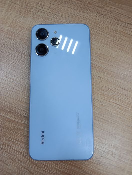 Продам телефон Redmi 12