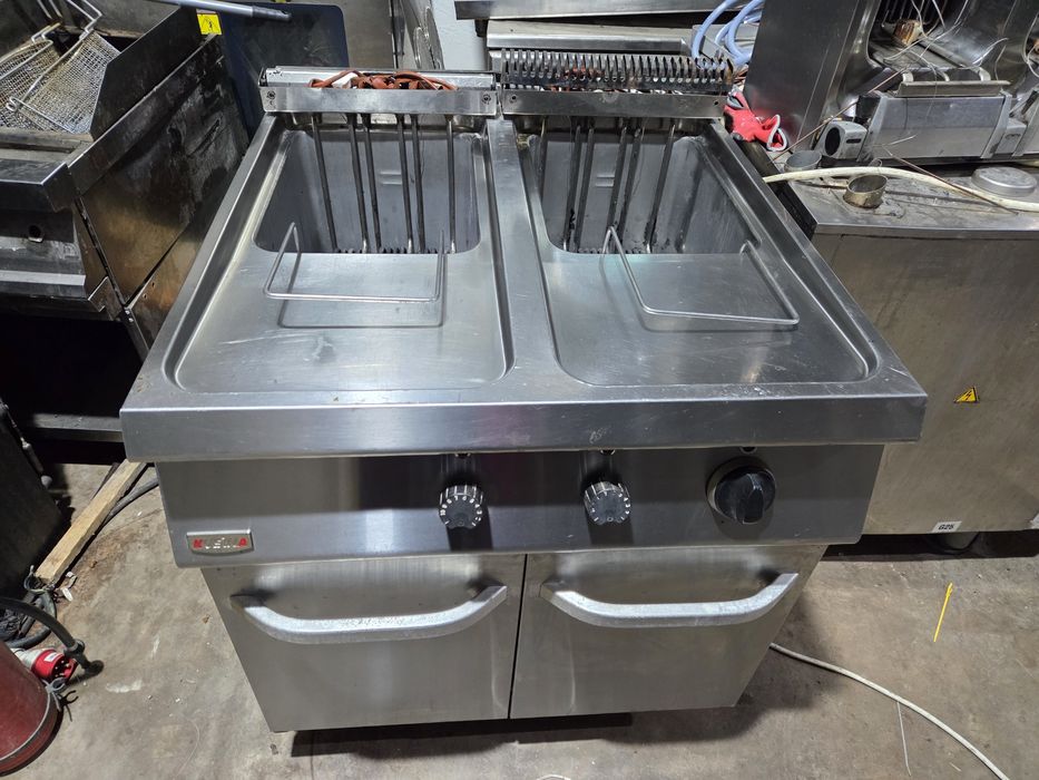 Friteuza inox de.putere, cu banc sau de banc, la 380v