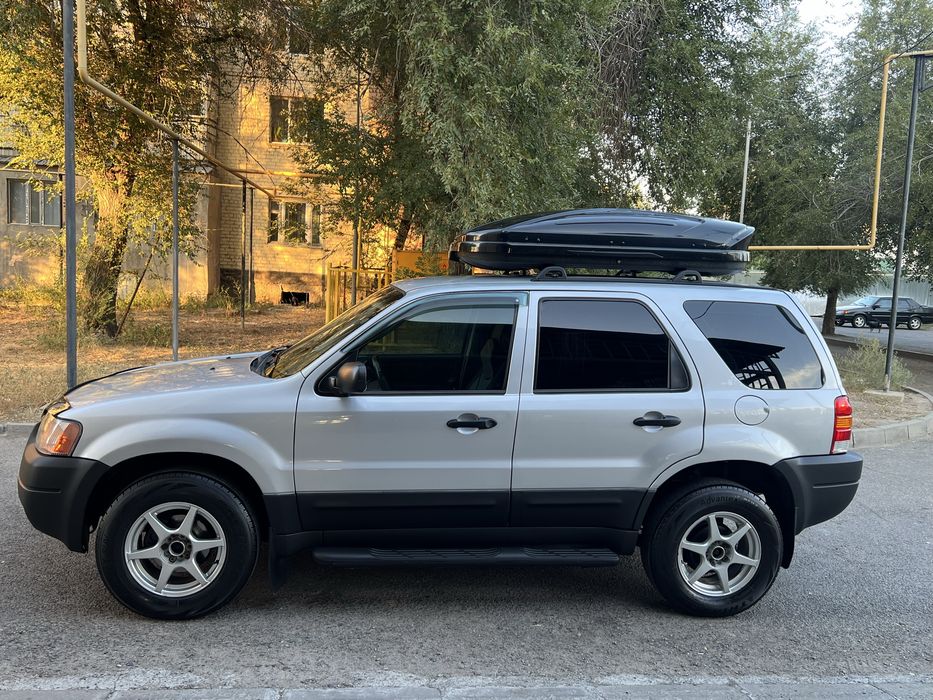 Ford Escape 2003г