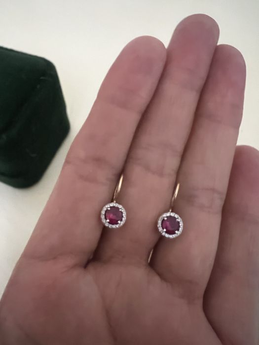 Продам детские золотые серьги