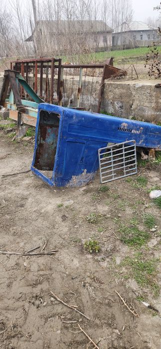 Трактор сотилади ишлаб турибди