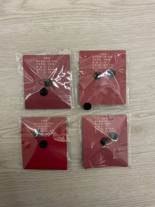 Броши, пины "Рик и Морти"