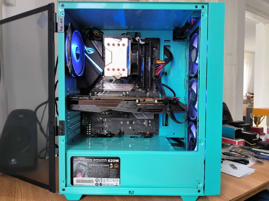 Unitate PC GAMING i7 9700 4.7Ghz/16GB DDR4/STRIX GTX1080 8GB GDDR5X/SSD NVMe 256/HDD 2TB