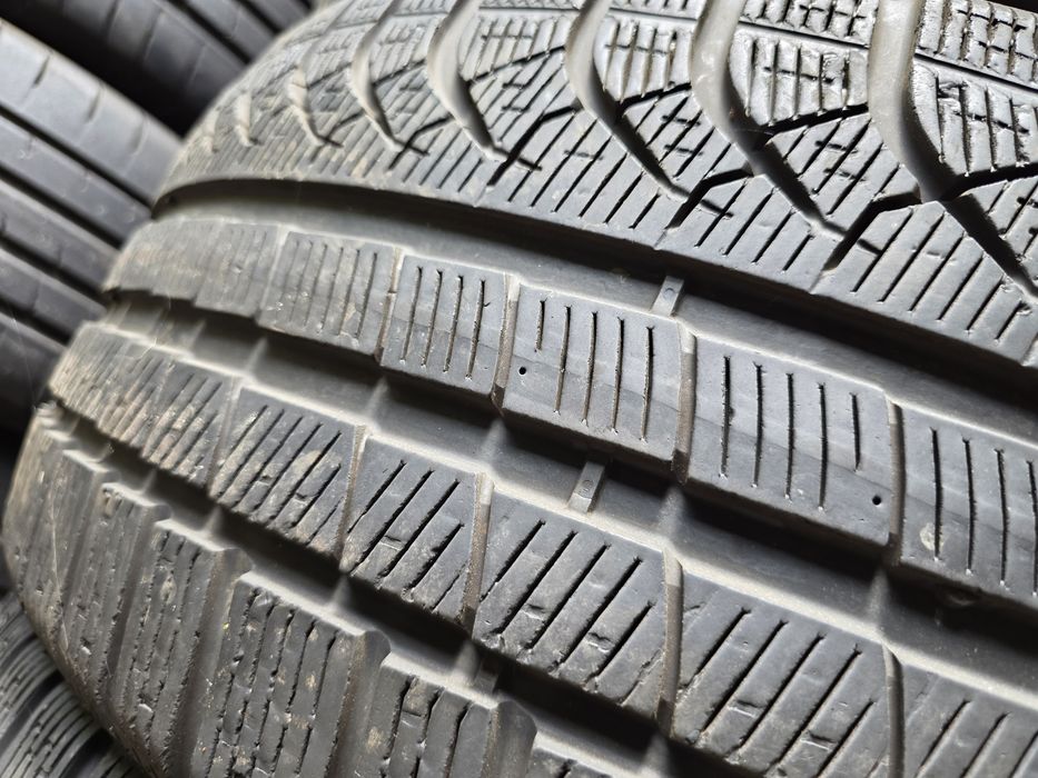 4бр Зимни гуми 255 45 20 - Pirelli - DOT 2023