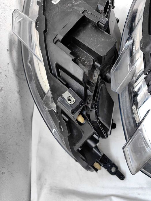 Оригинални  фарове  Ситроен  Citroen Jumpy 4