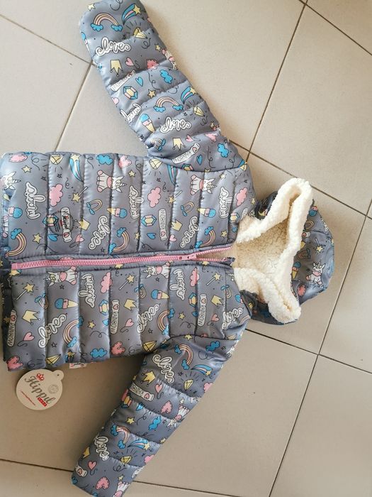 Детско якенце за момиче