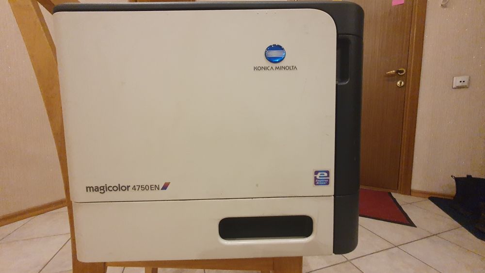 Konica Minolta magicolor 4750EN цветной  лазерный сетевой принтер