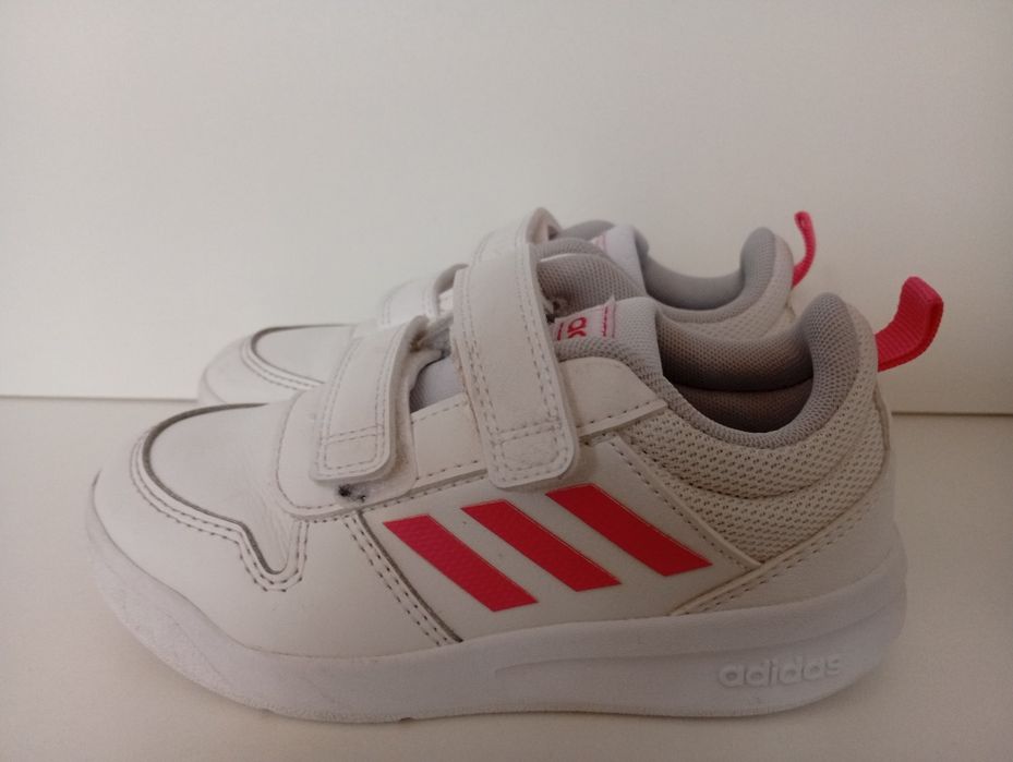 Pantofi Adidas fete; Marimea 28