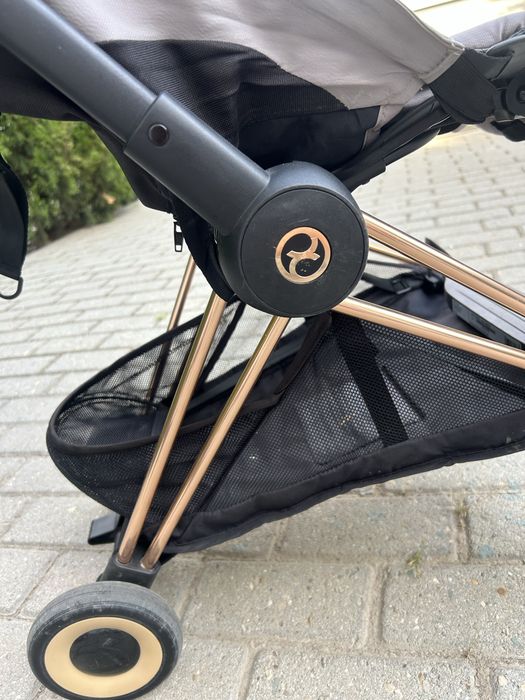 Carucior pentru copii Cybex Coya