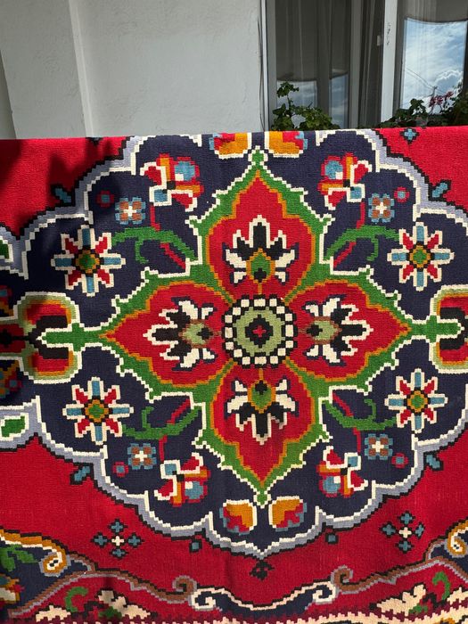 Чипровски килим Корона оргинален