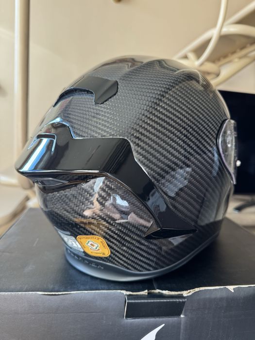 Каска Scorpion exo R1 evo carbon нова, размер M