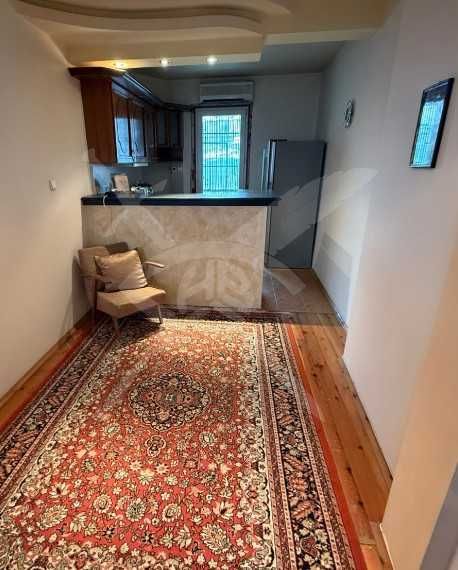 Дава се под наем Тристаен апартамент в Асеновград - 90 кв.м за 468.69 € - Снимка #1