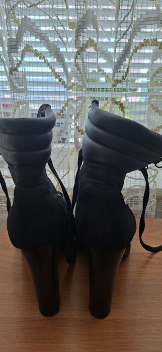 Дамски зимни боти