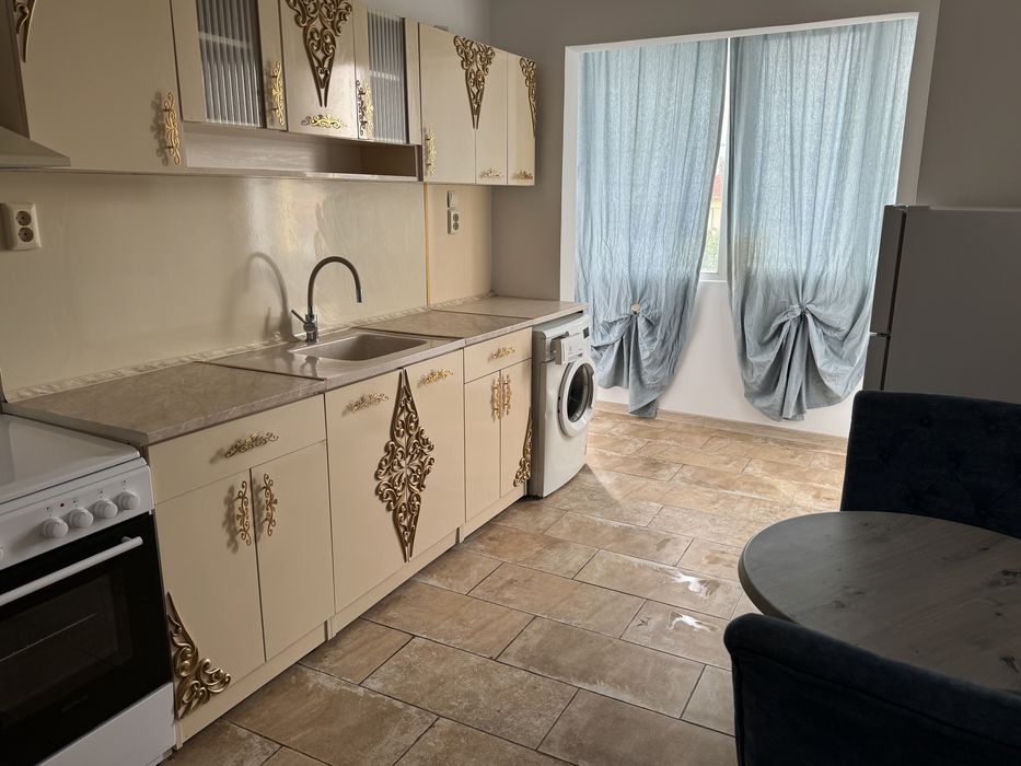 Продава се Двустаен апартамент в Нови пазар - 76 кв.м за 705 €/кв.м - Снимка #5