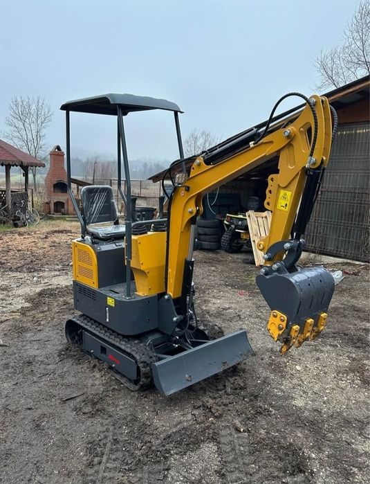 Mini excavator YT