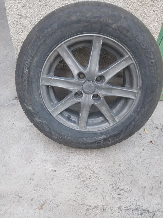 Продам лет резину