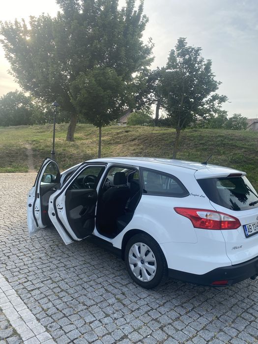 FORD Focus 2013 — imagine 3
