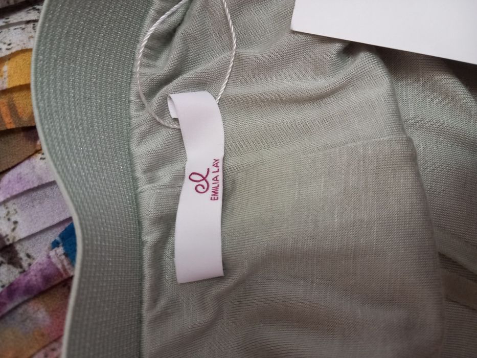 Fustă deosebita, marca Emilia Lay