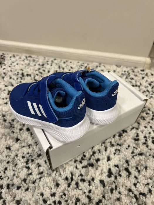 Адидас маратонки  детски