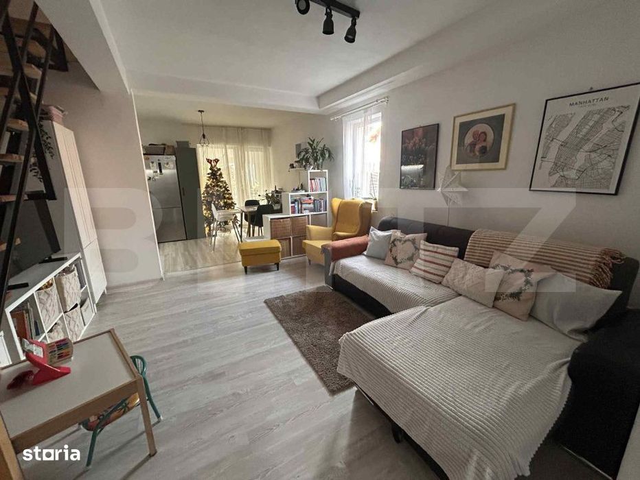 Triplex de vanzare Utvin 85mp 4 camere 2 bai 270mp teren