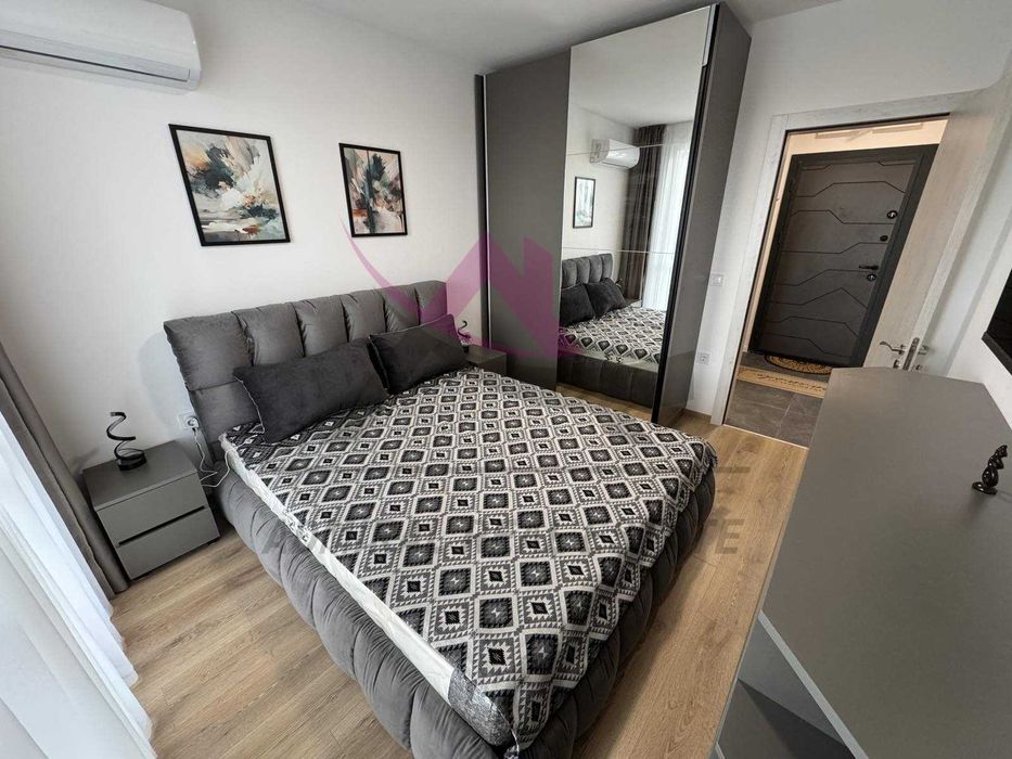 Дава се под наем Двустаен апартамент в Варна, Изгрев - 60 кв.м за 486 € - Снимка #2