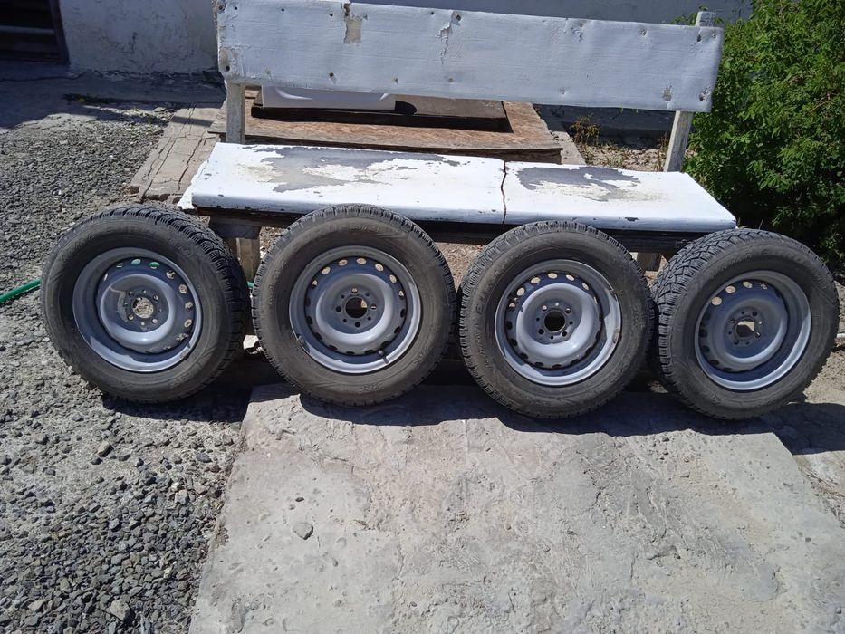 Колеса шипы Lada 14