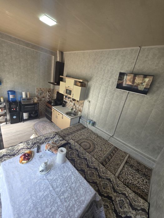 Кибрай тумани Ункӯргон маҳалласида 6 сотих 4 хона  уй сотилади.