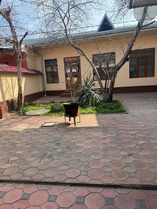 Yunusobod  tumani otchopar mahalla Hovli sotiladi