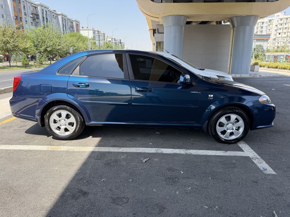 Gentra avtomat Kinda Blue