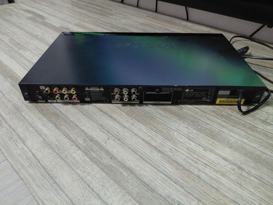 Дивийди LG 2500т