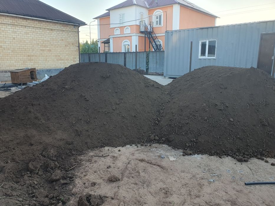 песок  щебень  черназем перегной