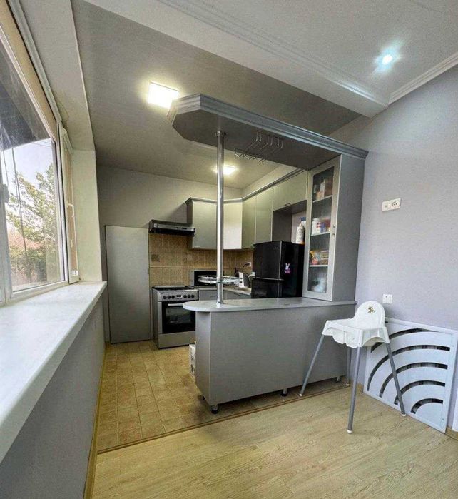 ц1 2 комнатная 65м2 , продается квартира ( японское посольство )