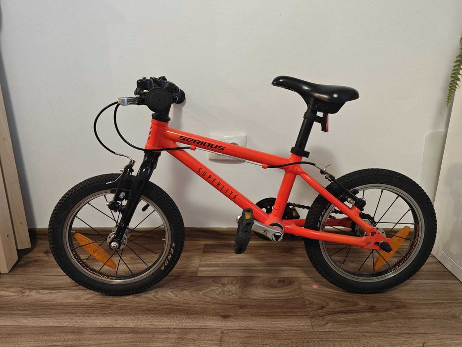 Bicicleta copii 14 inch foarte ușor din cadru aluminiu
