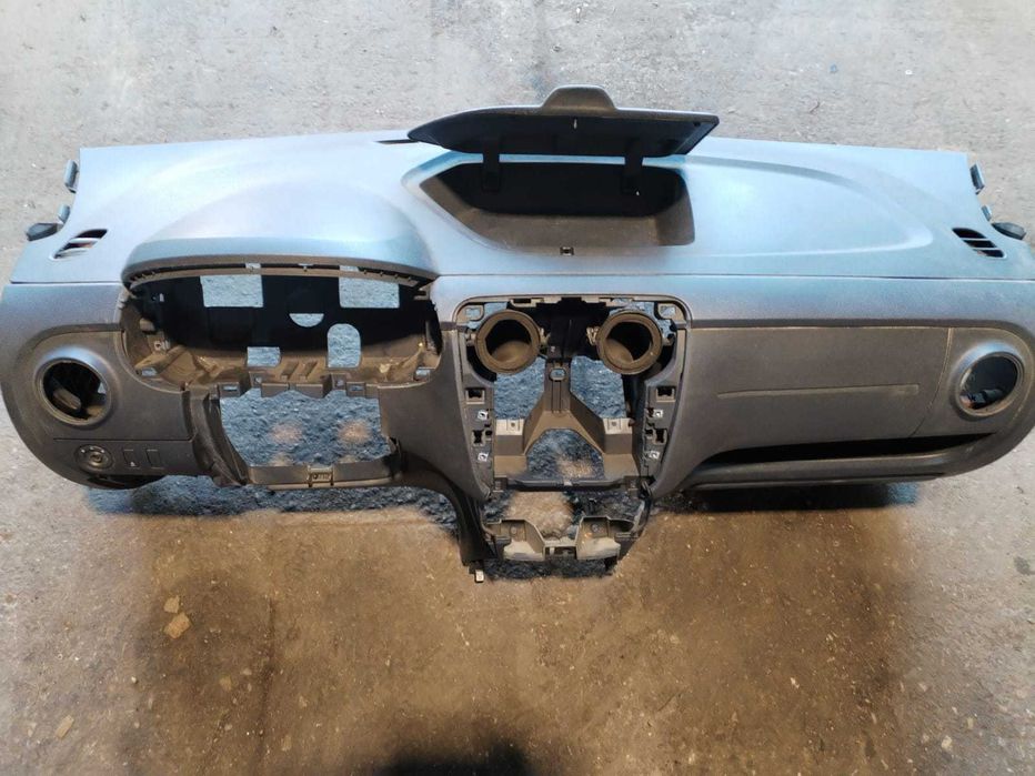 planșă de bord pentru modelele Dacia Dokker sau Lodgy,