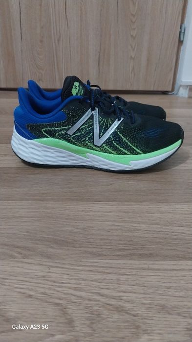 Adidasi originali New Balance Nr.41,5