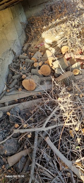 Дрова выпилинные