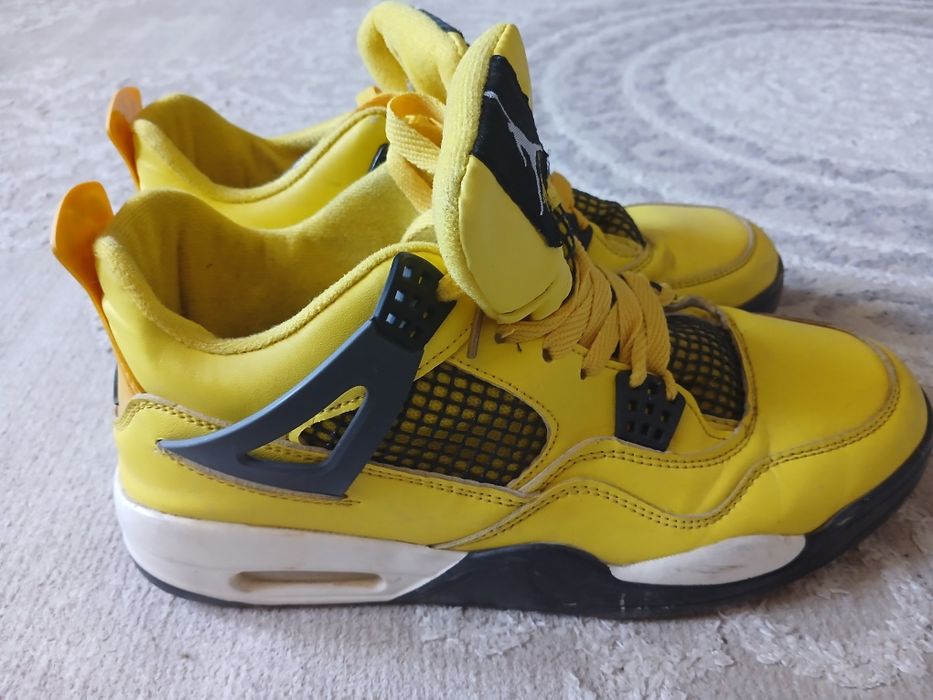 Кроссовки Jordan 4