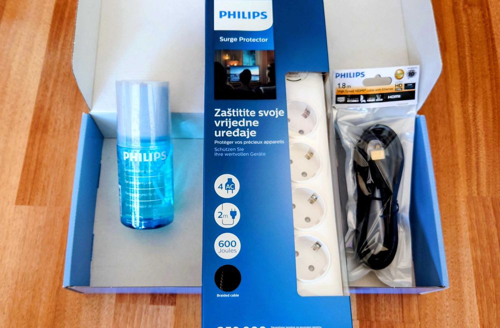 PHILIPS TV set - Разклонител Philips + HDMI + почистващ спрей
