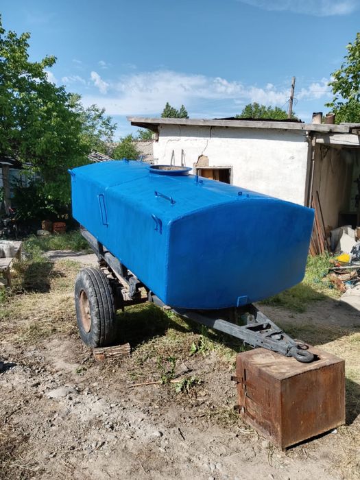 Прицеп с бочкой (3-тонны)