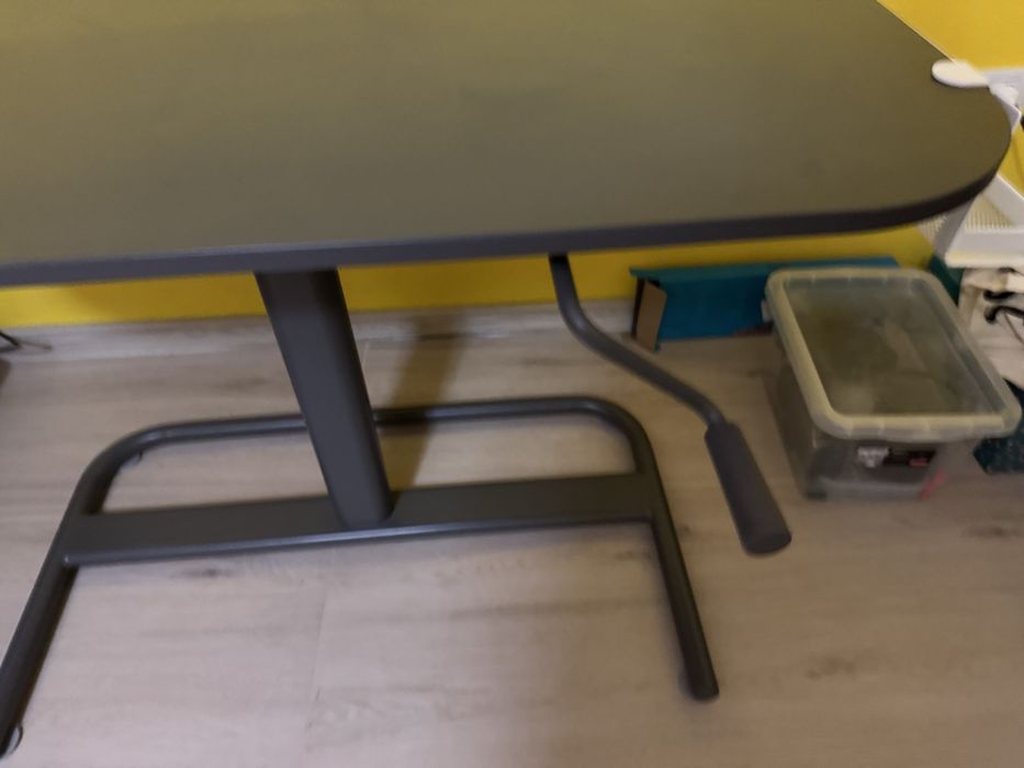 Birou cu inaltime reglabila SEGRARE IKEA