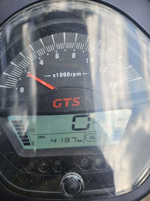 Vand scuter GTS Toscana nr telefon  0730924426