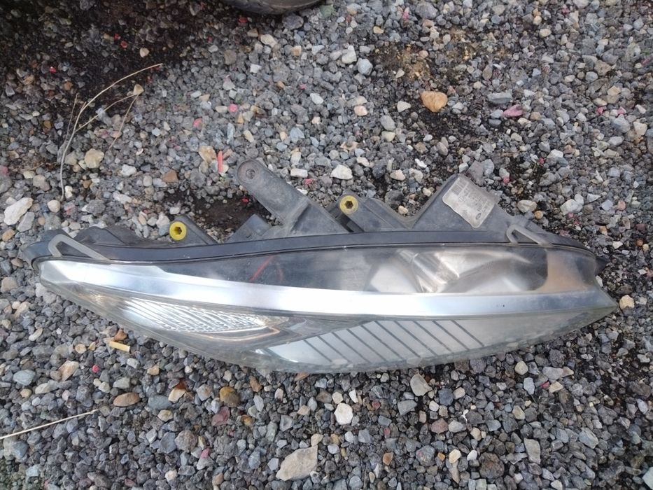 Десен фар за Форд Галакси / Ford Galaxy