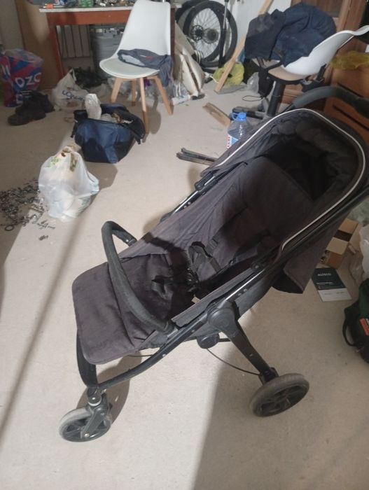 Коляска, ходунки детские.