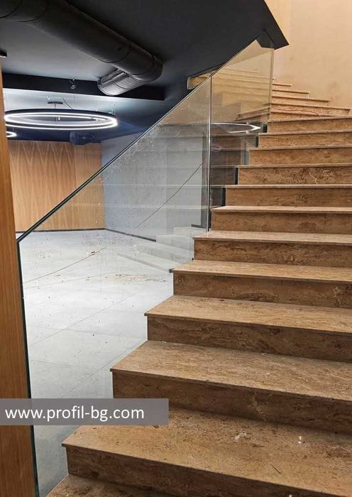 Алуминиеви и Иноксови парапети