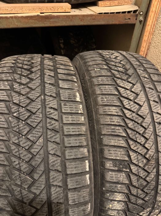 2 бр. 235/45/18 зимни гуми Continental ts850