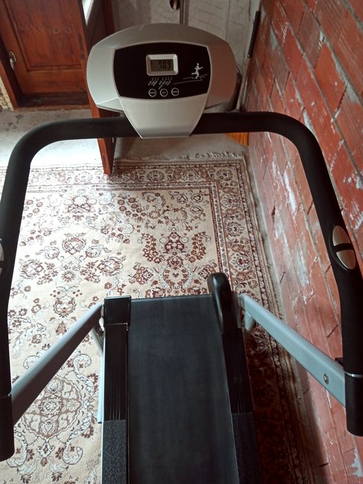 Бягаща пътека- механична