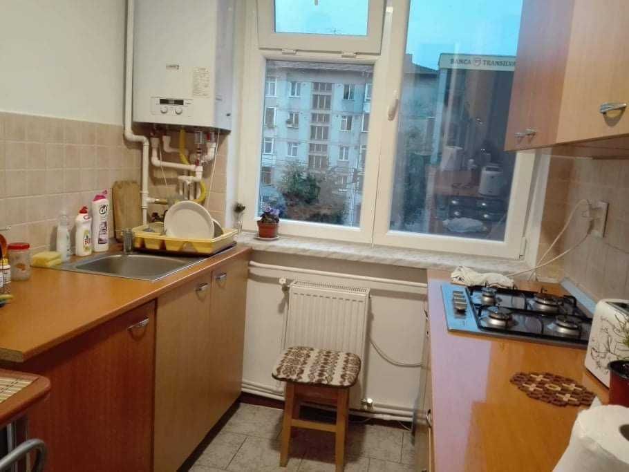 Inchiriez apartament 2 camere ultracentral