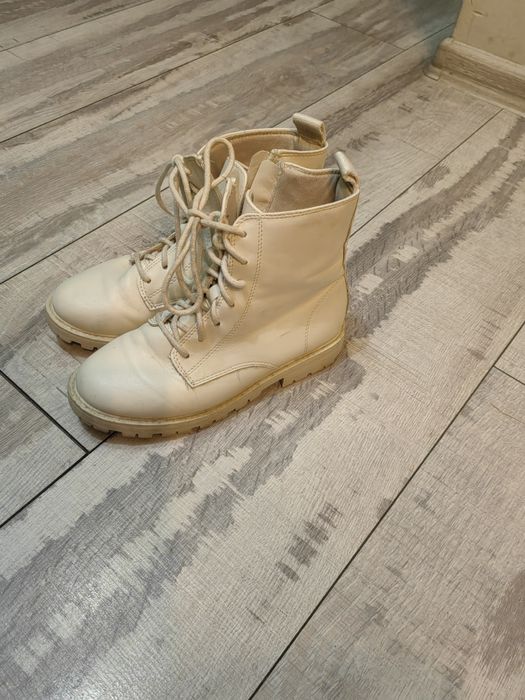 Бежави боти р-р33/34